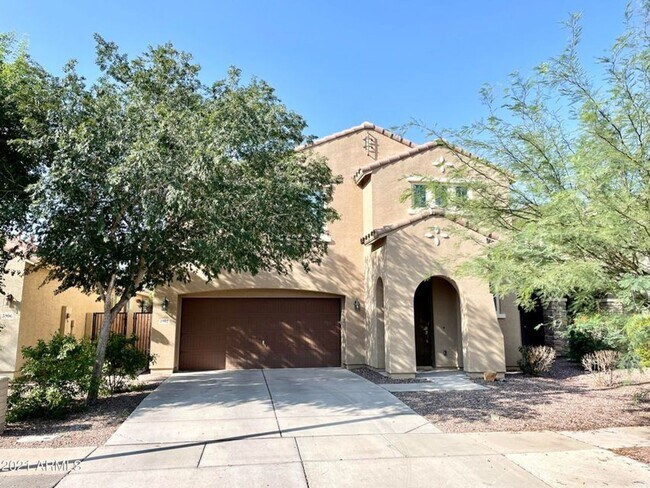 3902 S Star Canyon Dr Gilbert, AZ 85297 photo 2