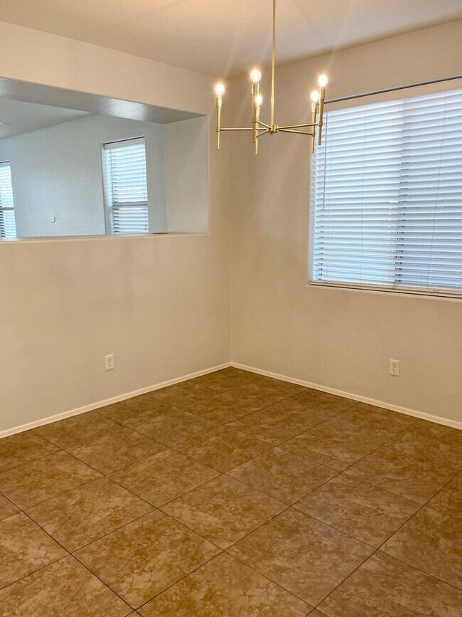 3902 S Star Canyon Dr Gilbert, AZ 85297 photo 5