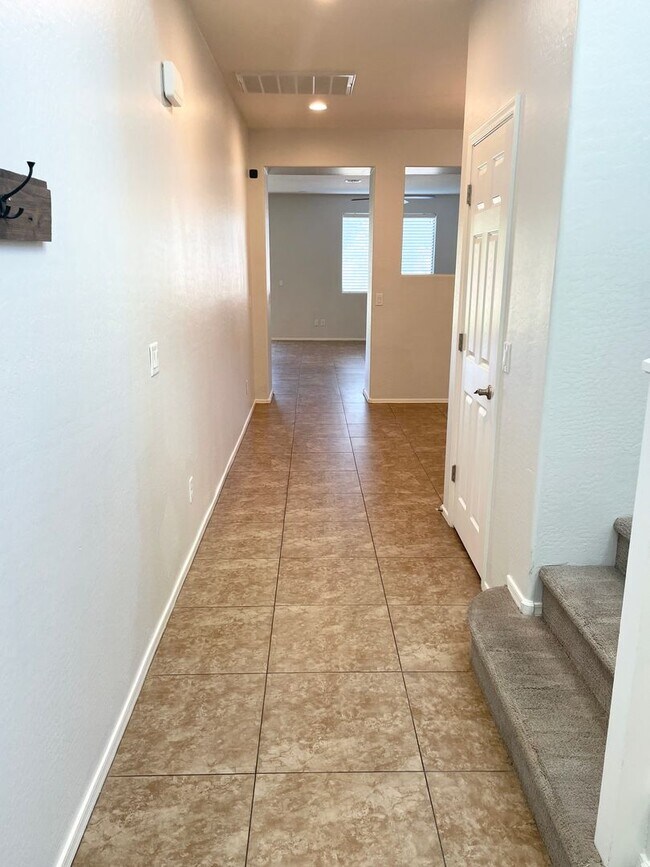3902 S Star Canyon Dr Gilbert, AZ 85297 photo 3
