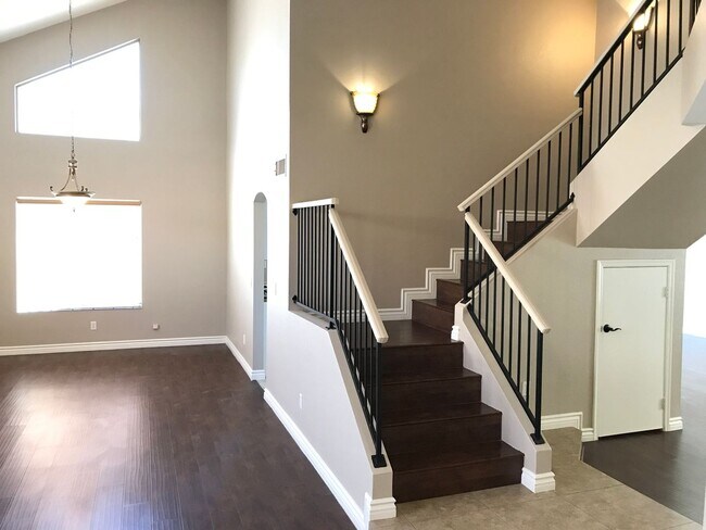 3358 E Windsong Dr Phoenix, AZ 85048 photo 4