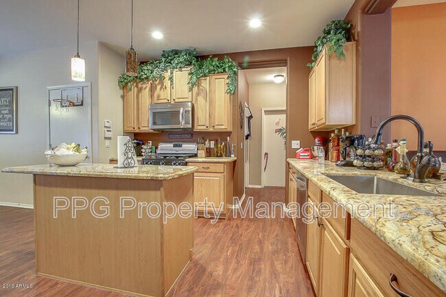 12167 N 152nd Ave Surprise, AZ 85379 photo 5