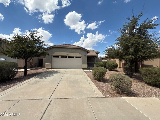 8858 W Hilton Ave photo 2