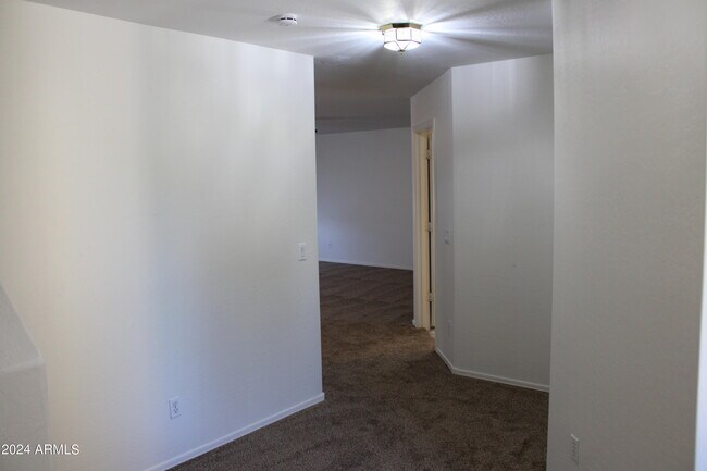 2568 W Tanner Ranch Rd Queen Creek, AZ 85144 photo 5