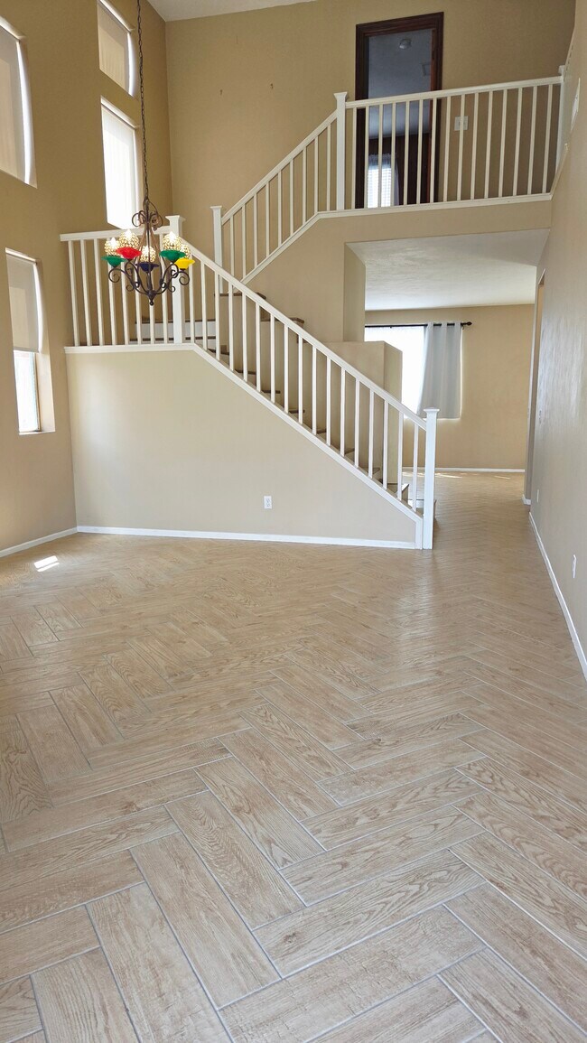 30115 Willow Dr Temecula, CA 92591 photo 3