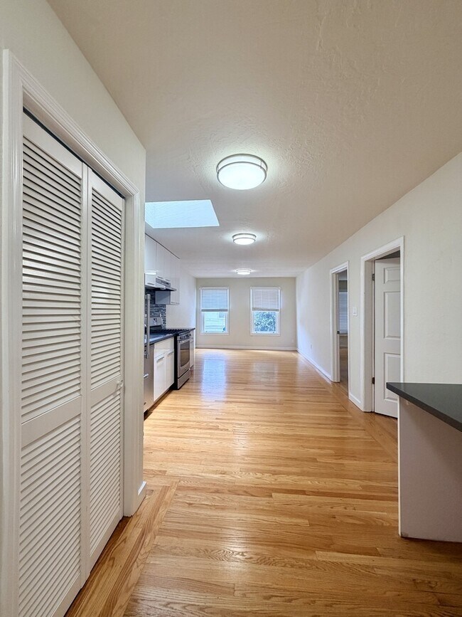 2211 Fillmore St San Francisco, CA 94115 photo 2