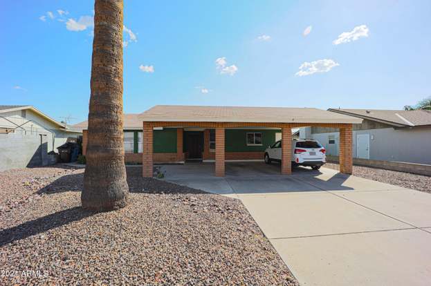 227 W Kerry Ln Phoenix, AZ 85027 photo 2