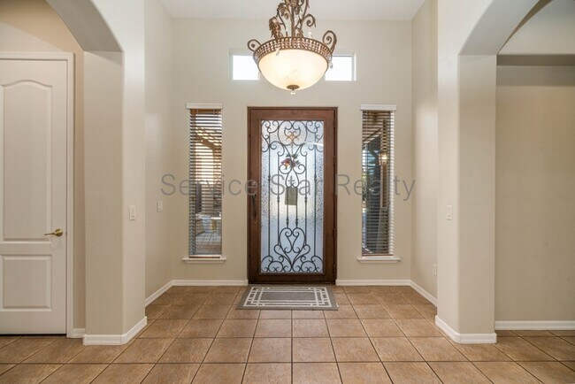452 E Mead Dr Chandler, AZ 85249 photo 5