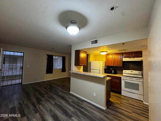12123 W Bell Rd Surprise, AZ 85378 photo 5