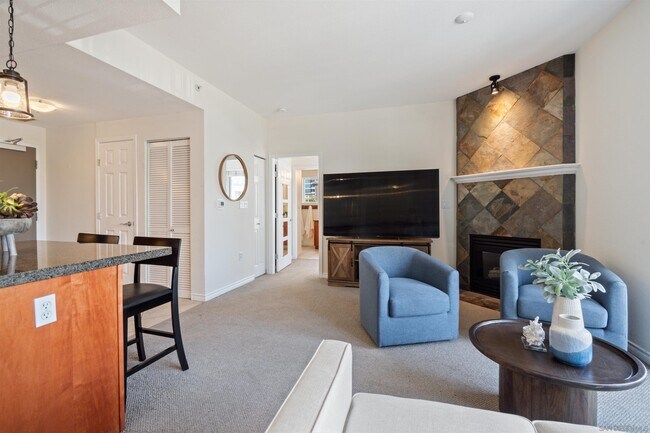 1240 India St San Diego, CA 92101 photo 3