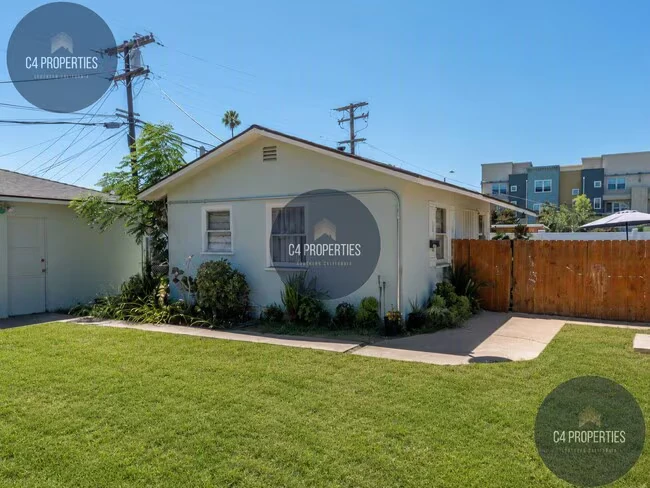 343 W 3rd Ave Escondido, CA 92025