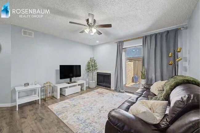 533 W Guadalupe Rd Mesa, AZ 85210 photo 4