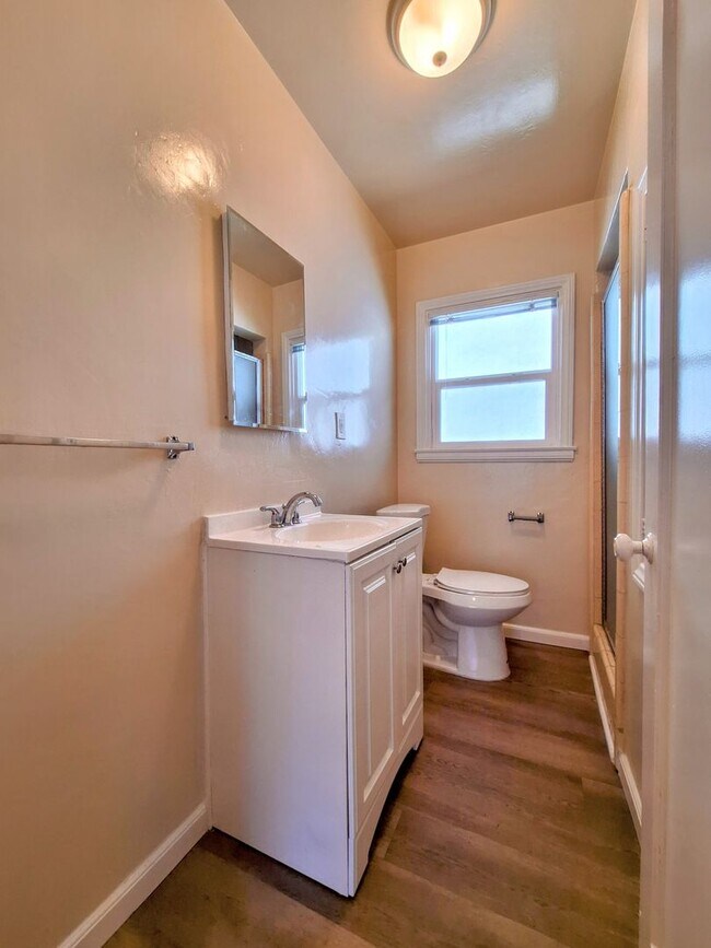 73 W Reed St San Jose, CA 95110 photo 5