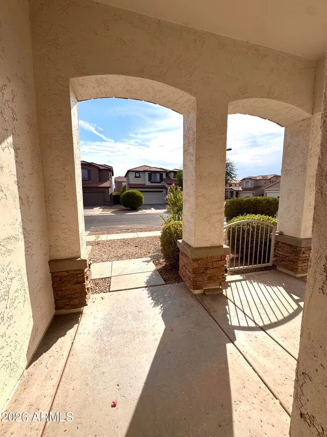 14955 N 174th Ln photo 2