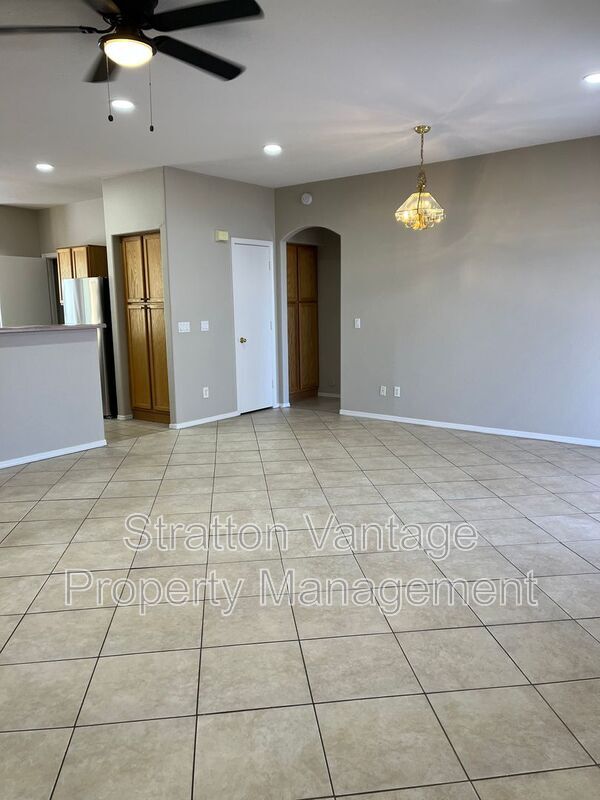 522 N Emery Mesa, AZ 85207 photo 5