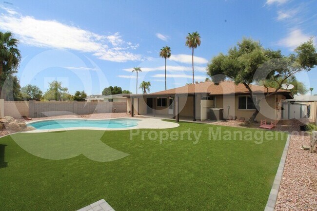 401 E Carter Dr Tempe, AZ 85282 photo 4