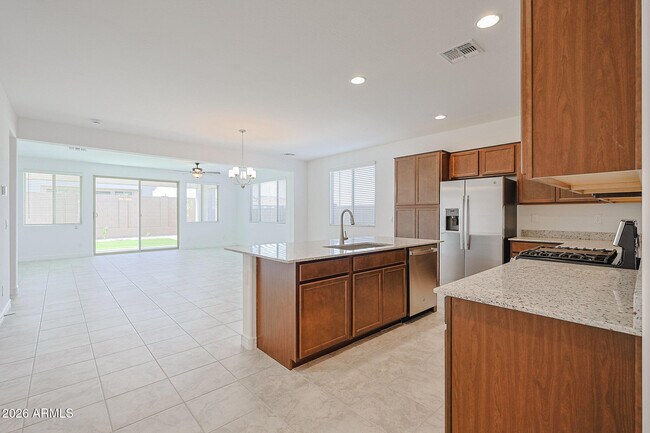 14746 W Smoketree Dr Surprise, AZ 85387 photo 3