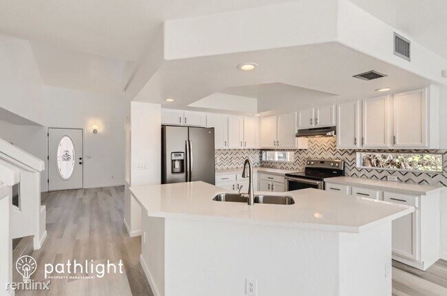 15553 W Ventura St Surprise, AZ 85379 photo 3