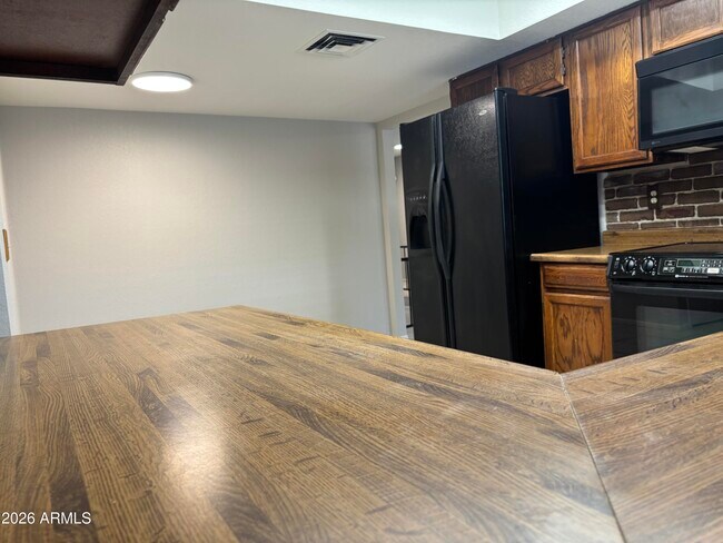 1237 W Ellis St Mesa, AZ 85201 photo 5
