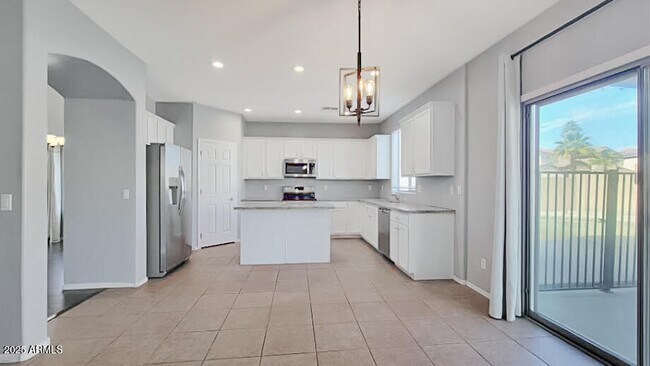 17282 W Elm St Surprise, AZ 85388 photo 5