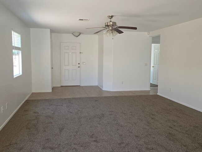 2068 E Andalusian Loop San Tan Valley, AZ 85140 photo 4