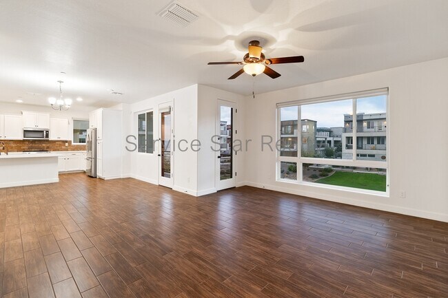 1250 N Abbey Ln Chandler, AZ 85226 photo 3