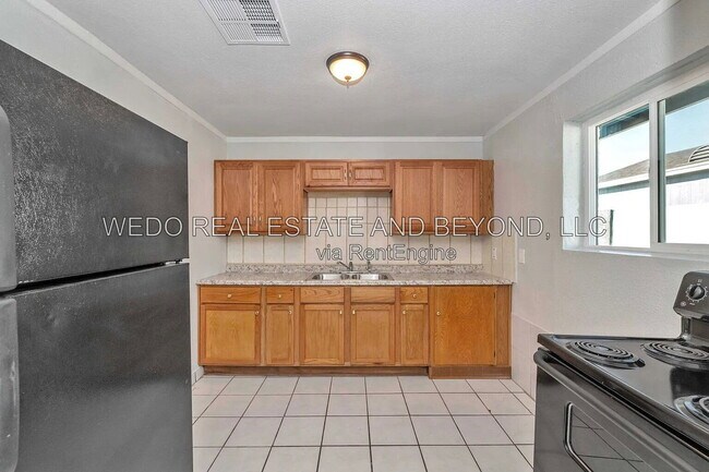 732 W Southgate Ave Phoenix, AZ 85041 photo 4