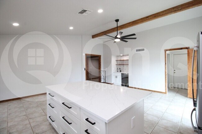 18266 N 39th Dr Glendale, AZ 85308 photo 5