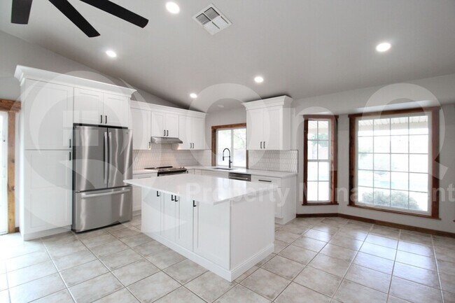 18266 N 39th Dr Glendale, AZ 85308 photo 4
