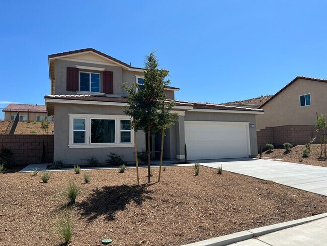 30737 Expedition Dr Winchester, CA 92596 photo 3