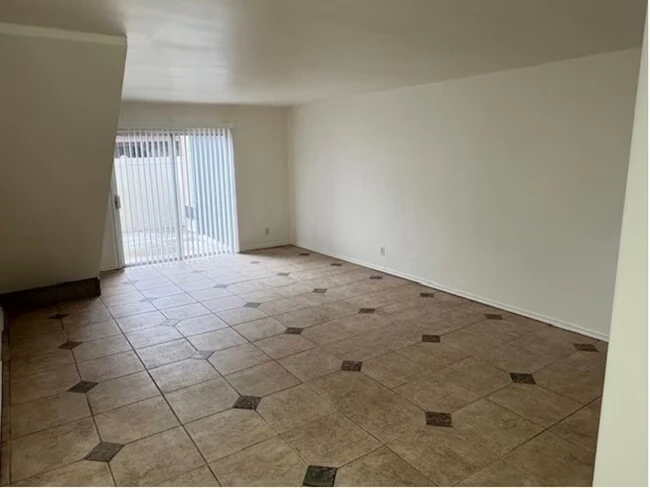 1680 Oro Vista Rd San Diego, CA 92154 photo 3