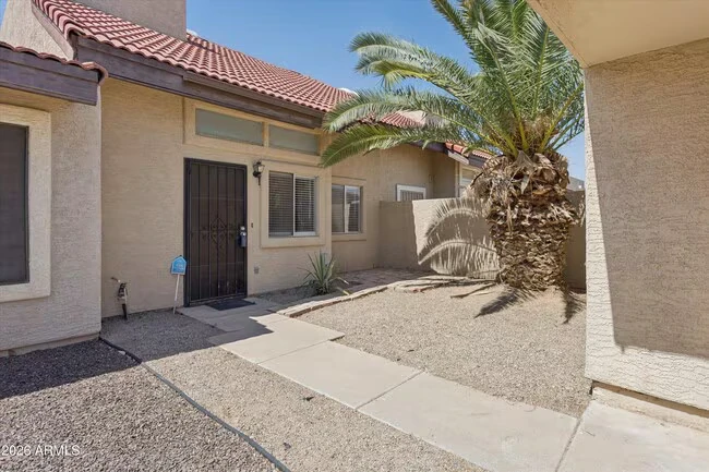 407 E Pecan Rd Phoenix, AZ 85040 photo 5