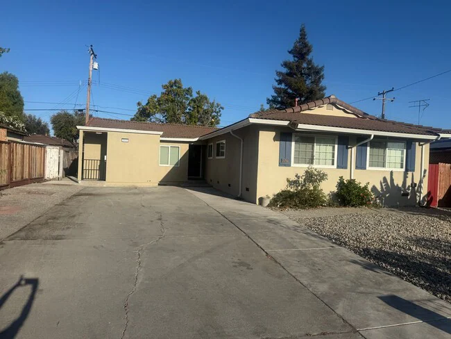 2BR/2BA In Law Adu on Bowers Ave · Santa Clara photo 4