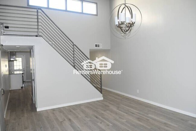 15 E Loma Ln Phoenix, AZ 85020 photo 5