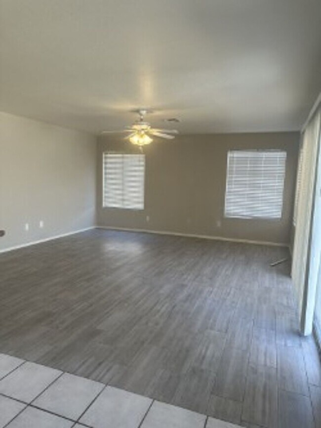 7210 E Naranja Ave Mesa, AZ 85209 photo 2