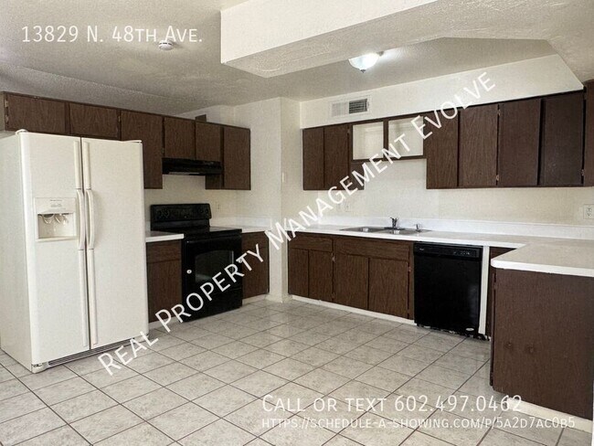13829 N 48th Ave Glendale, AZ 85306 photo 4