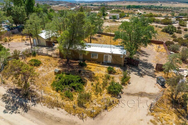 53300 Cahuilla Rd Anza, CA 92539 photo 2
