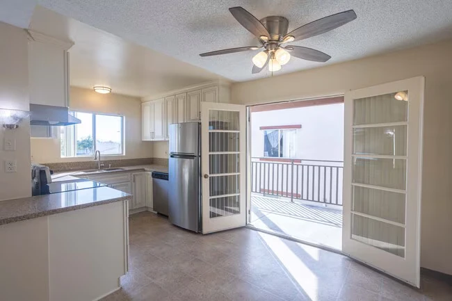 Casa de Palomar Apartments photo 3