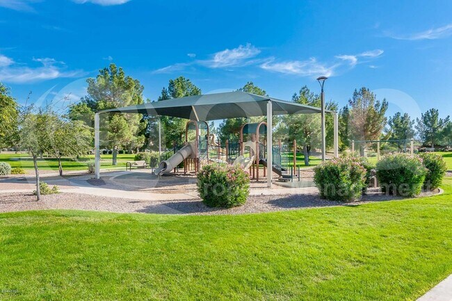 12230 W Grant St Avondale, AZ 85323 photo 5