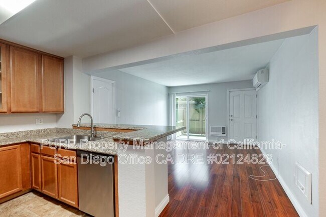 7767 Margerum Ave San Diego, CA 92120 photo 4