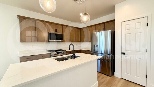 1282 W Sparrow Dr Queen Creek, AZ 85140 photo 2