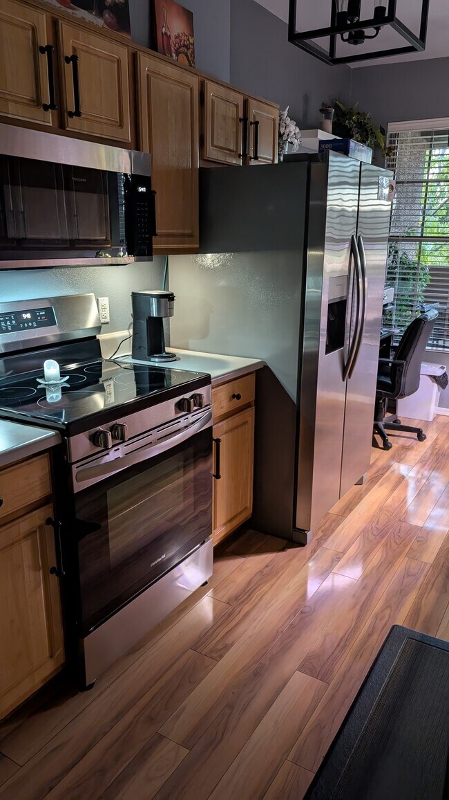 14950 W Mountain View Blvd Surprise, AZ 85374 photo 5