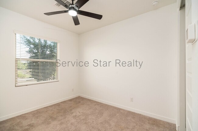 6322 W Illini St Phoenix, AZ 85043 photo 5