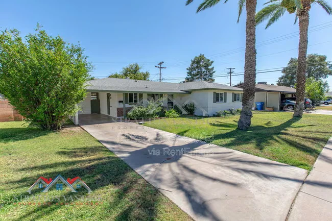 3409 E Indianola Ave Phoenix, AZ 85018 photo 4