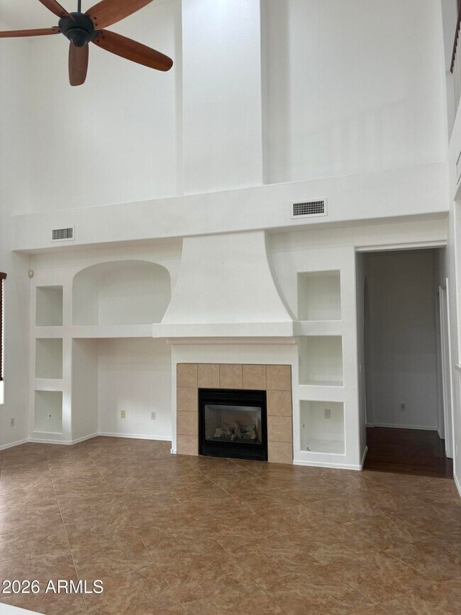 2741 W Redwood Ln Phoenix, AZ 85045 photo 5