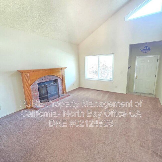 1310 Megan Pl Rohnert Park, CA 94928 photo 3