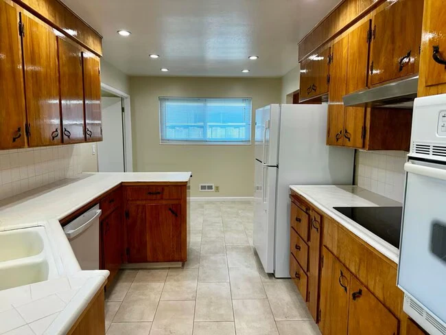 839 E Dana St Mountain View, CA 94041