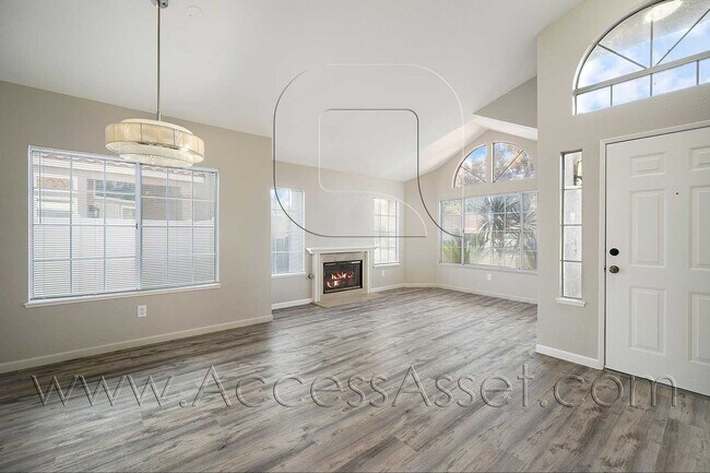 24387 Cam Vasco Murrieta, CA 92562 photo 2