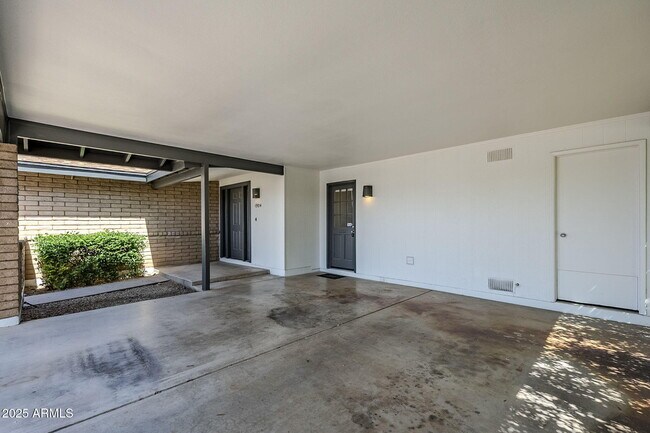 1904 E Manhatton Dr Tempe, AZ 85282 photo 5