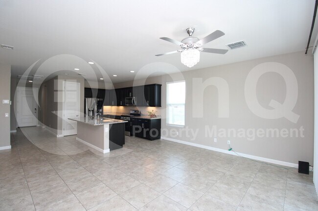 714 W Hartford Ave Phoenix, AZ 85023 photo 5
