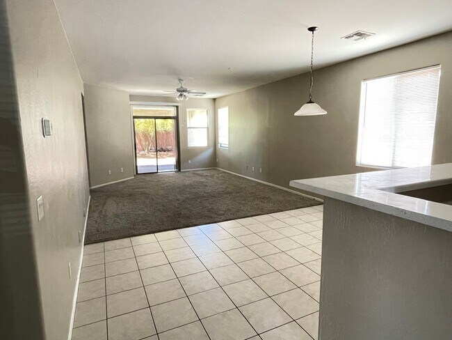 6814 S 70th Dr Phoenix, AZ 85339 photo 5